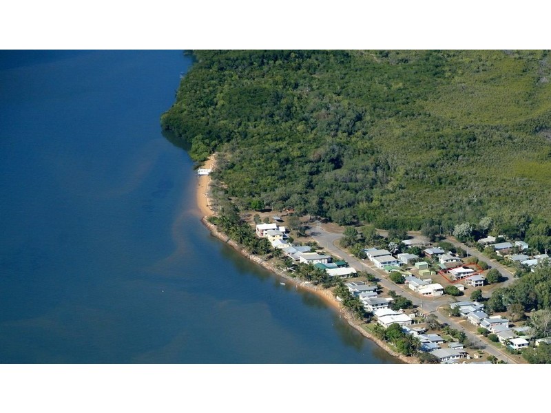 Taylors Beach QLD 4850