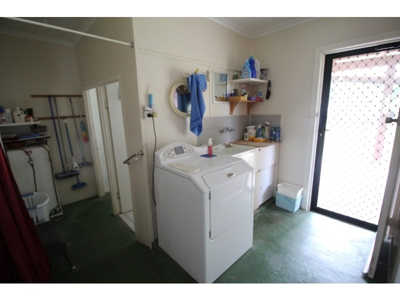 3 Hoffensetz Street, Halifax QLD 4850