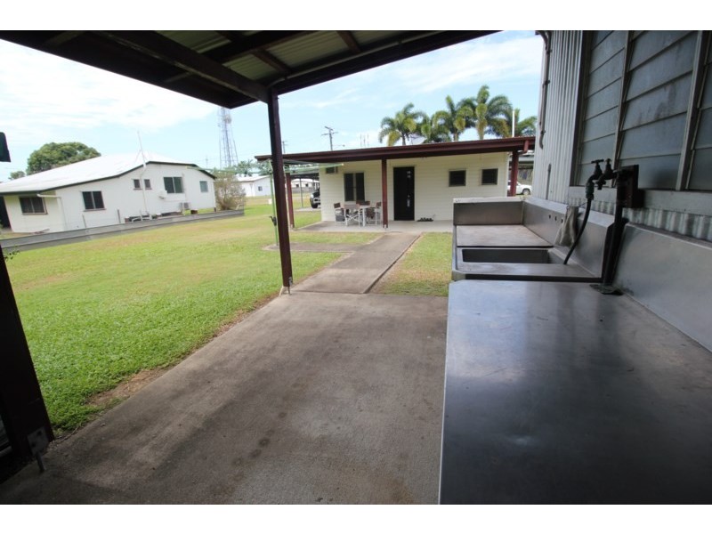 3 Hoffensetz Street, Halifax QLD 4850