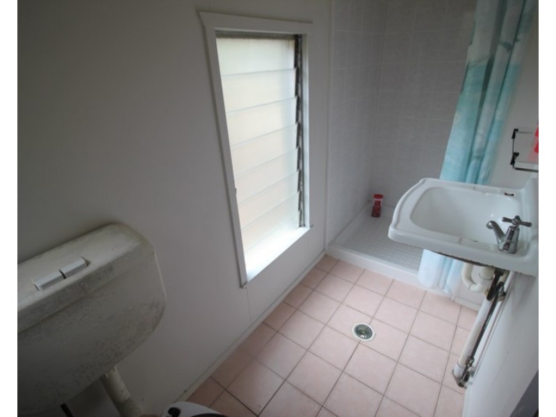 39 John Dory Street, Taylors Beach QLD 4850