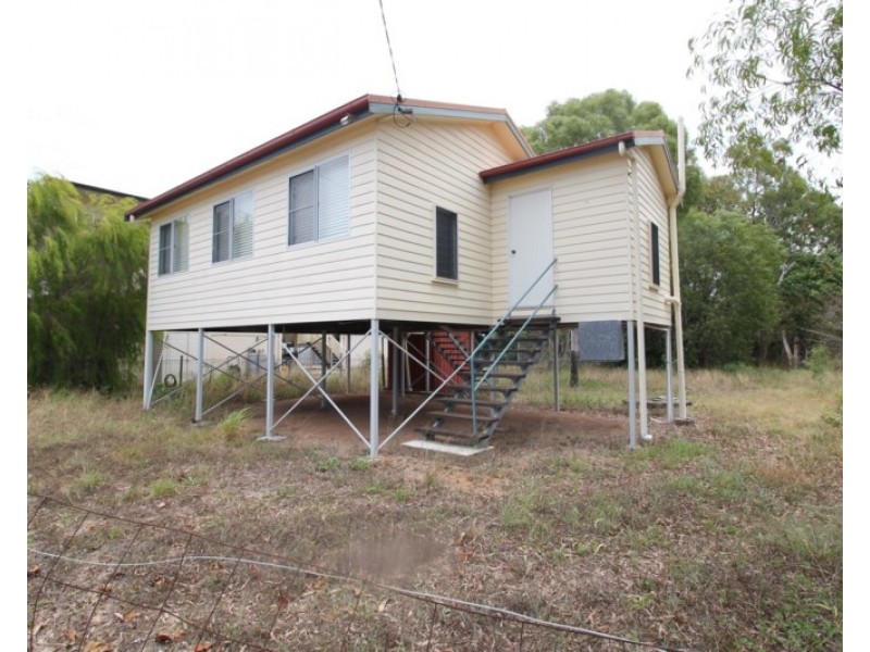 39 John Dory Street, Taylors Beach QLD 4850