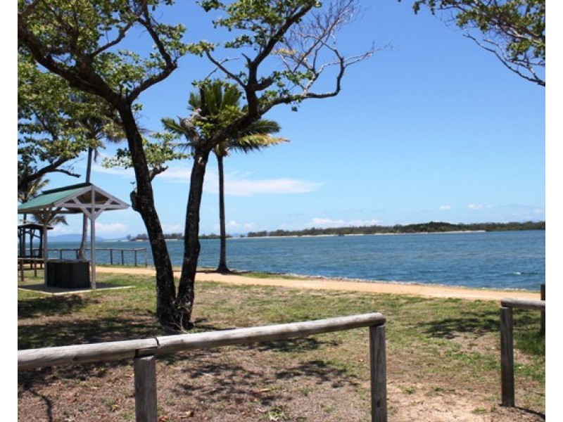 39 John Dory Street, Taylors Beach QLD 4850