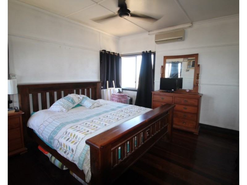 94 Musgrave Street, Halifax QLD 4850