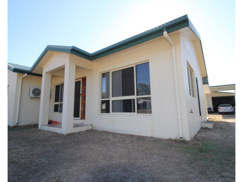 11 Trevally Street, Taylors Beach QLD 4850