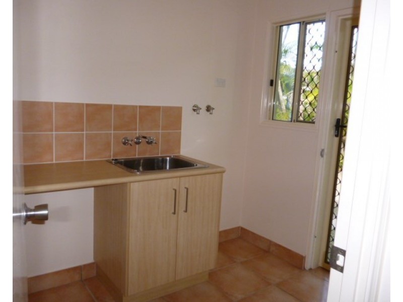 11 Trevally Street, Taylors Beach QLD 4850