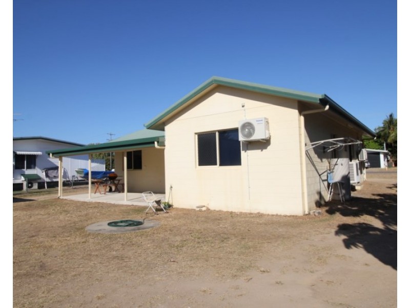 11 Trevally Street, Taylors Beach QLD 4850