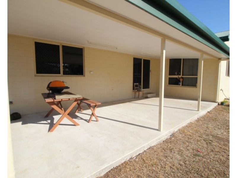 11 Trevally Street, Taylors Beach QLD 4850