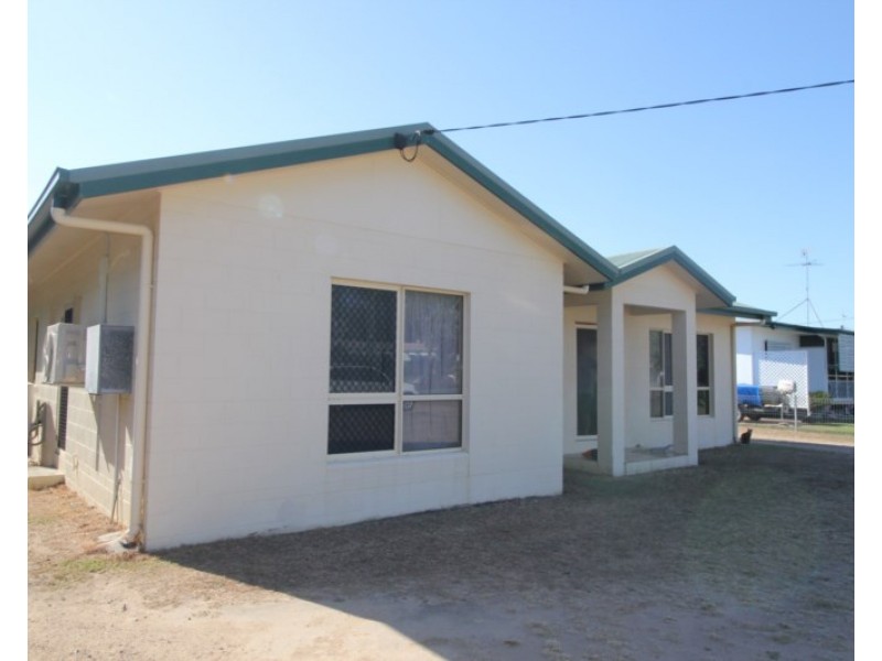 11 Trevally Street, Taylors Beach QLD 4850