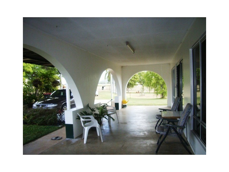 47326 Bruce Highway, Bambaroo QLD 4850