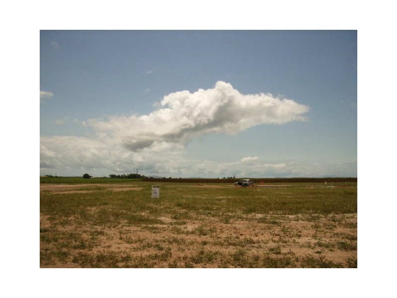 4 Hinchinbrook Court, Halifax QLD 4850