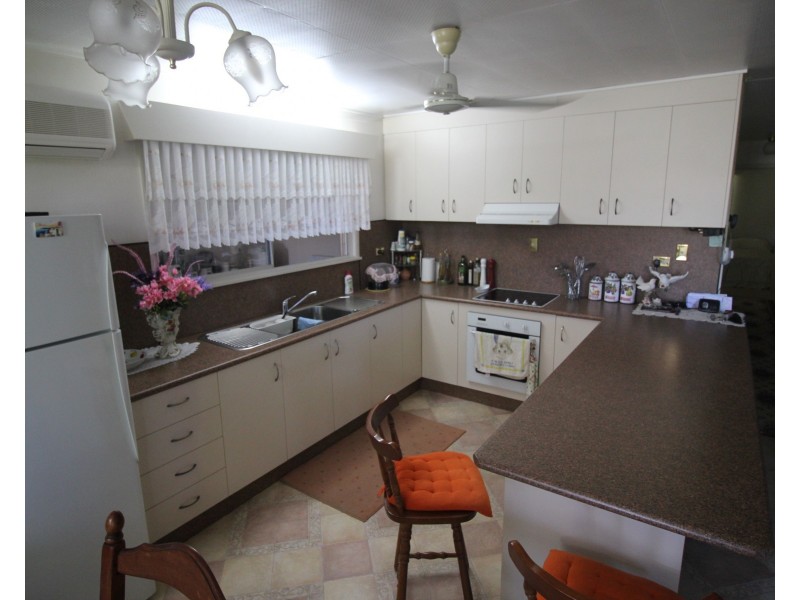 9 Chamberlain Street, Ingham QLD 4850