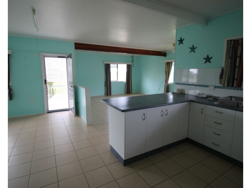 15 Dutton Street, Ingham QLD 4850