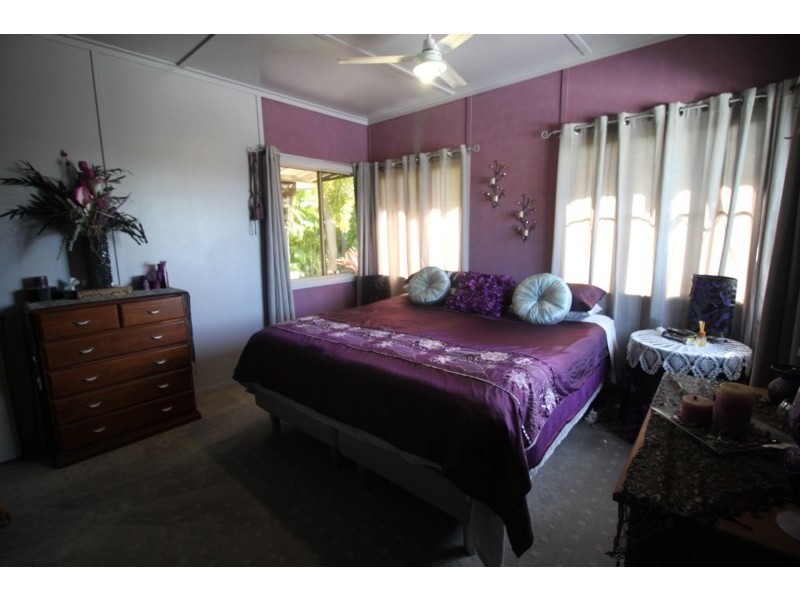 7 Shaws Avenue, Halifax QLD 4850