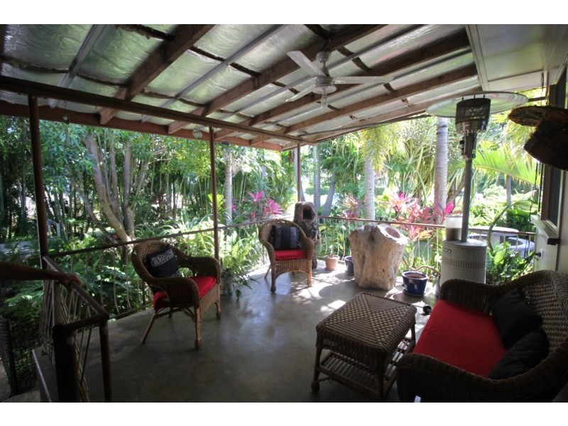 7 Shaws Avenue, Halifax QLD 4850