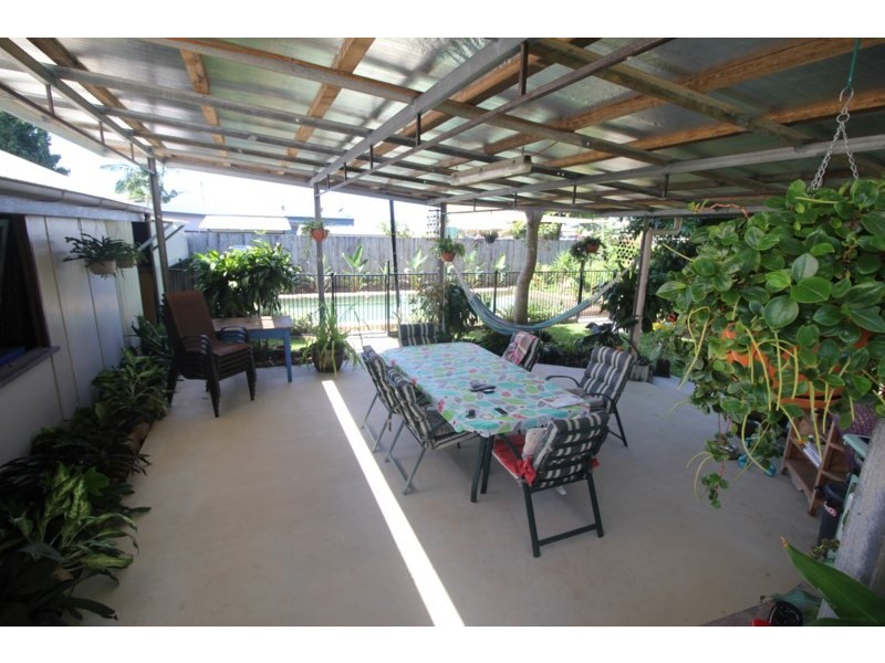 7 Shaws Avenue, Halifax QLD 4850