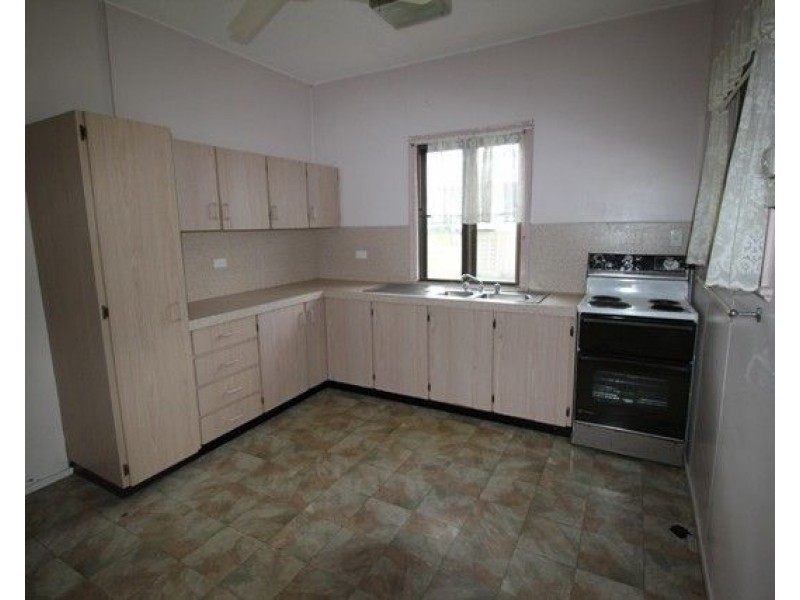 13 Burke Street, Ingham QLD 4850