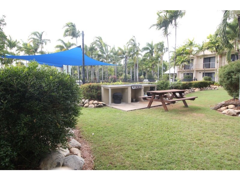 9/43 Dungeness Road, Lucinda QLD 4850