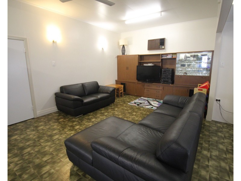 33 Tully Street, Ingham QLD 4850