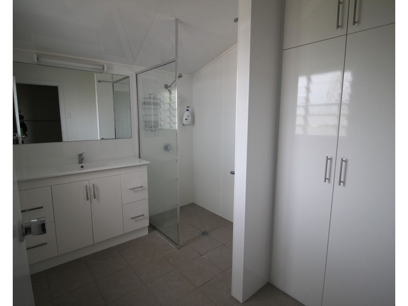 33 Tully Street, Ingham QLD 4850