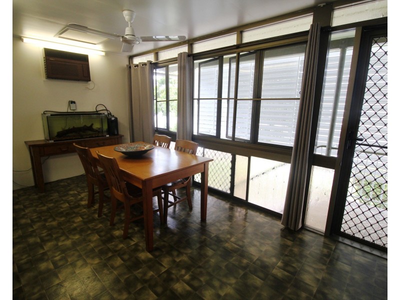 33 Tully Street, Ingham QLD 4850