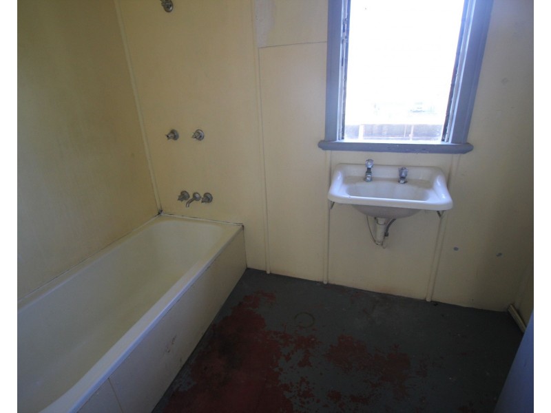 12 Fanning Street, Ingham QLD 4850