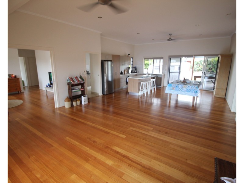 8 Melaleuca Close, Forrest Beach QLD 4850