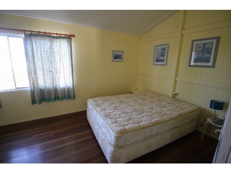 12 Bruce Parade, Lucinda QLD 4850