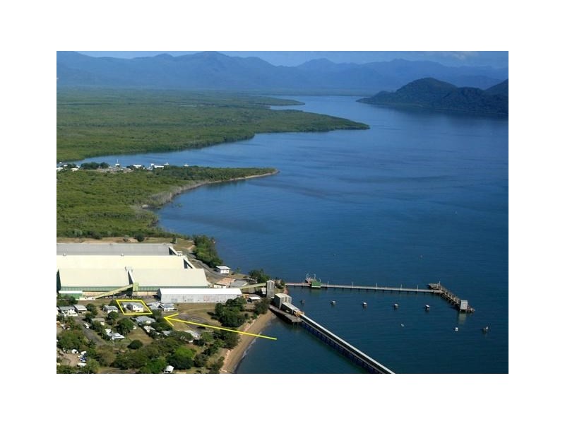 12 Bruce Parade, Lucinda QLD 4850