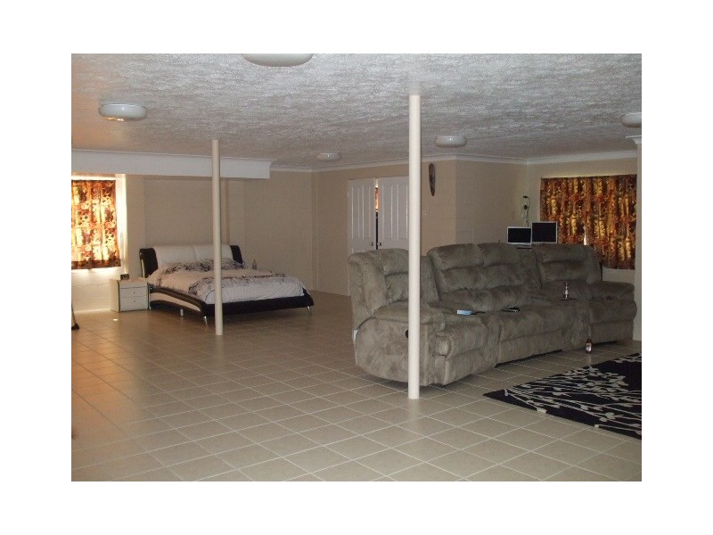 39 Dutton Street, Ingham QLD 4850