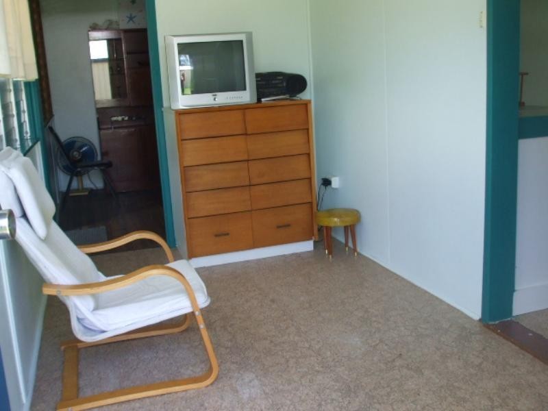 Unit 4/7 Bruce Parade, Lucinda QLD 4850