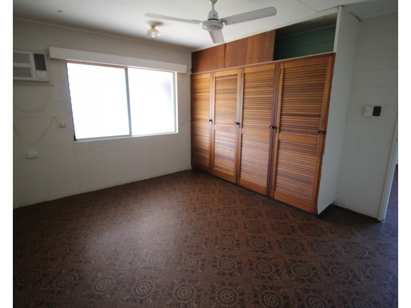 3/8 Blamey Street, Ingham QLD 4850