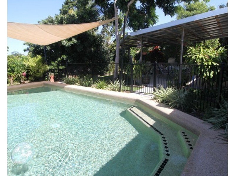 7 Shaws Avenue, Halifax QLD 4850