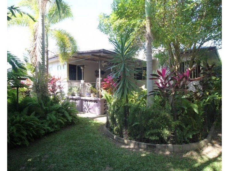 7 Shaws Avenue, Halifax QLD 4850