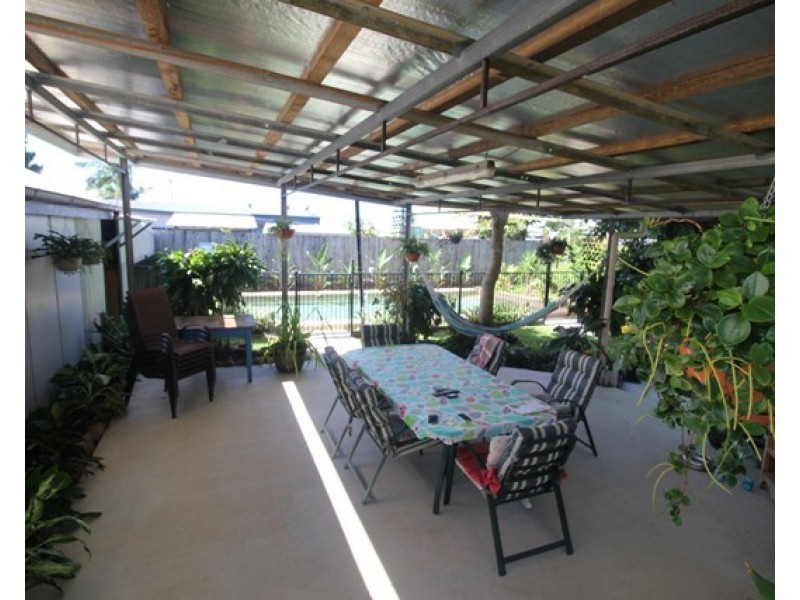 7 Shaws Avenue, Halifax QLD 4850