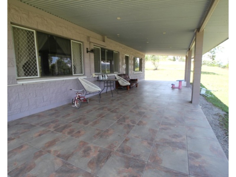 2319 Abergowrie Road, Long Pocket QLD 4850