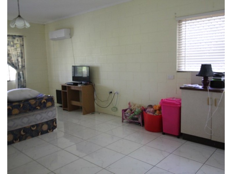 2319 Abergowrie Road, Long Pocket QLD 4850