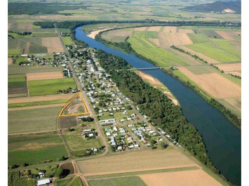 10 (lot 8) Hinchinbrook Court, Halifax QLD 4850