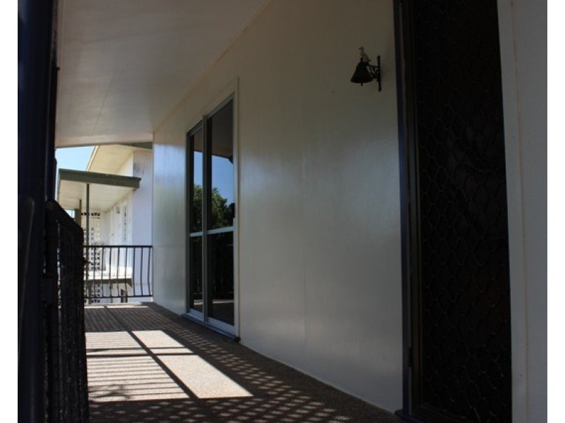 8 Gard Street, Ingham QLD 4850