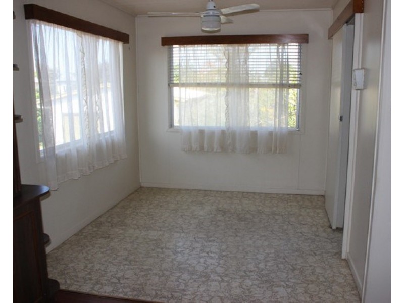 8 Gard Street, Ingham QLD 4850