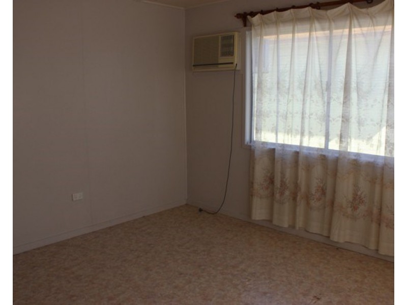 8 Gard Street, Ingham QLD 4850