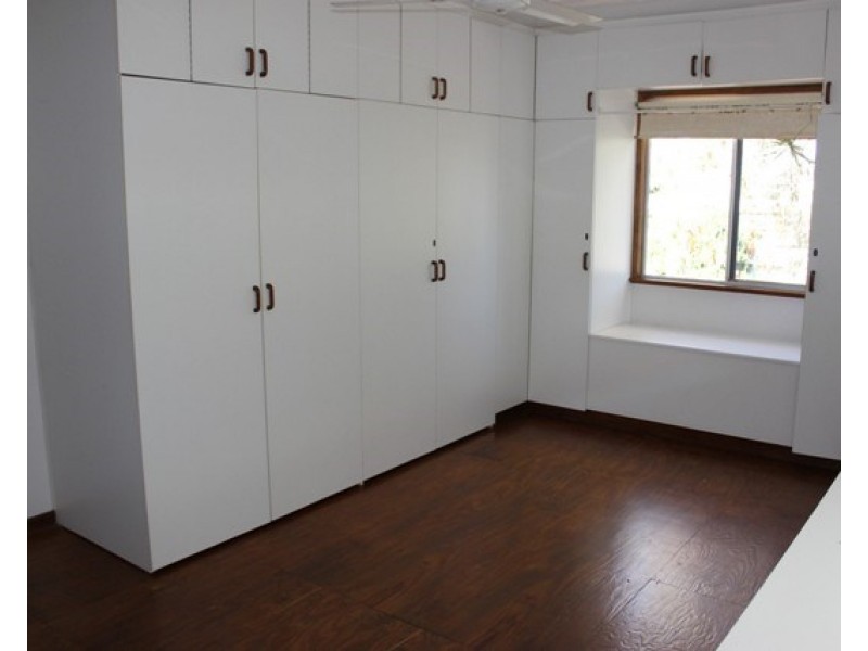 8 Gard Street, Ingham QLD 4850