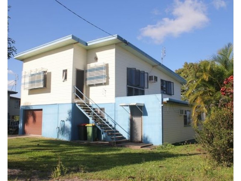 32 Marina Parade, Ingham QLD 4850