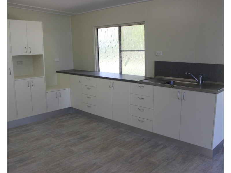 32 Marina Parade, Ingham QLD 4850