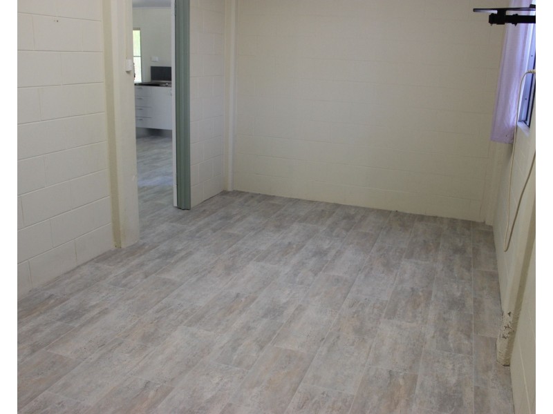 32 Marina Parade, Ingham QLD 4850