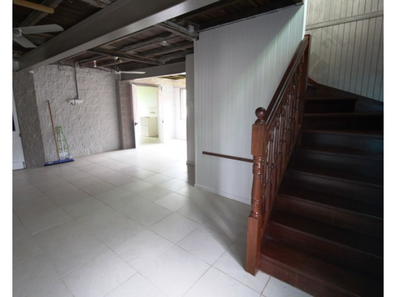 9 White Street, Ingham QLD 4850