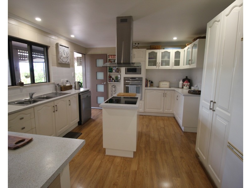 17 Dalrymple Street, Ingham QLD 4850