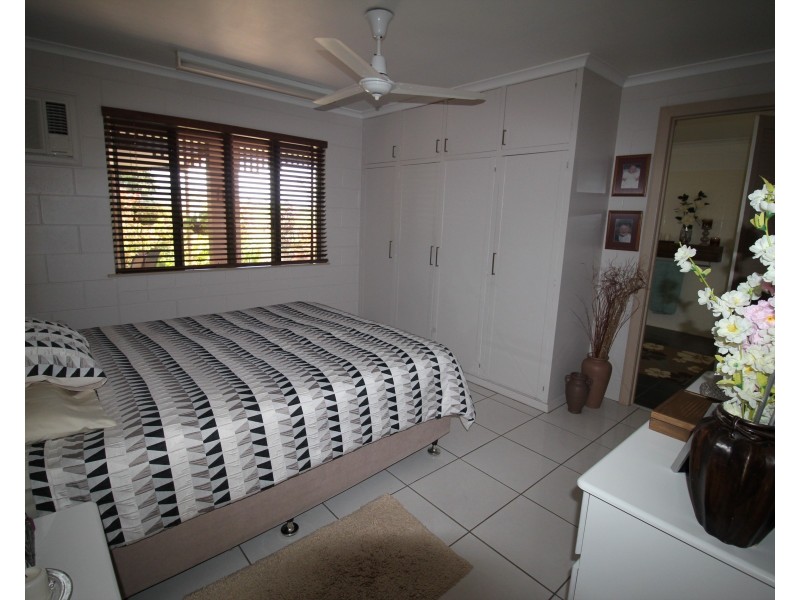 17 Dalrymple Street, Ingham QLD 4850