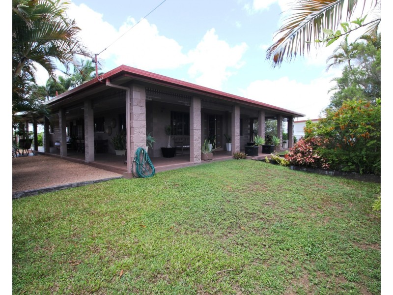 17 Dalrymple Street, Ingham QLD 4850