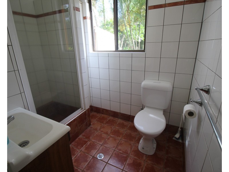 22 Old Bridge Road, Long Pocket QLD 4850