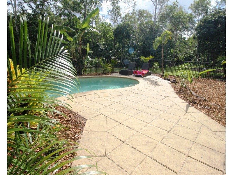 22 Old Bridge Road, Long Pocket QLD 4850